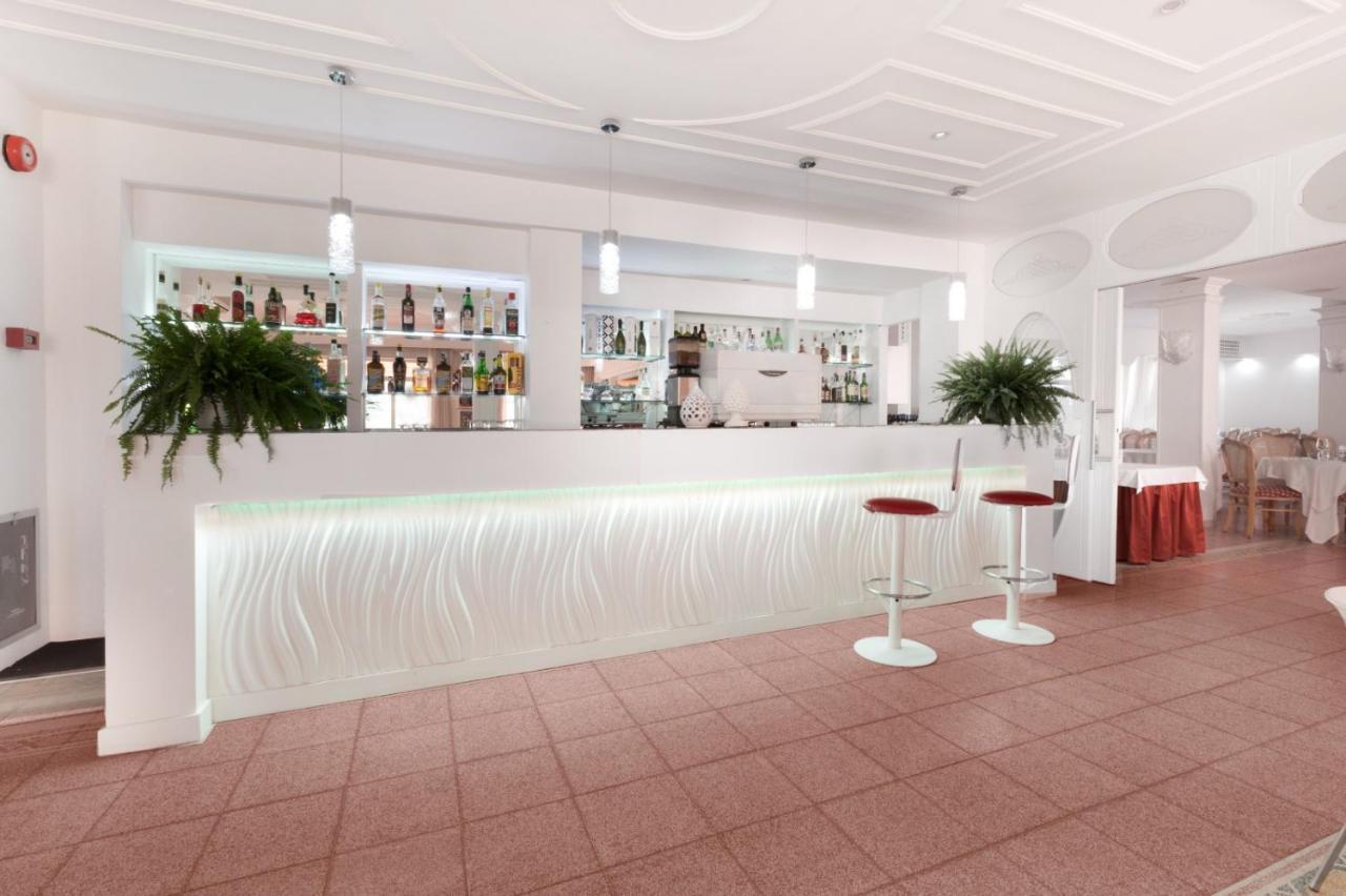 Hotel Sant'Agata Сант-Агата-суи-Дуэ-Гольфи Экстерьер фото
