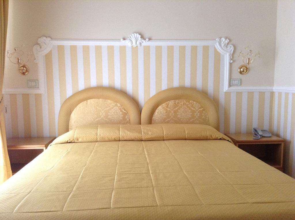 Hotel Sant'Agata Сант-Агата-суи-Дуэ-Гольфи Экстерьер фото